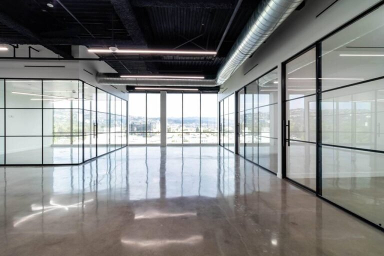 Commercial-Glass-Partition-in-Lahore-1024x682
